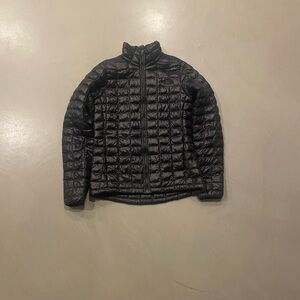 Women’s black The North Face light coat jacket